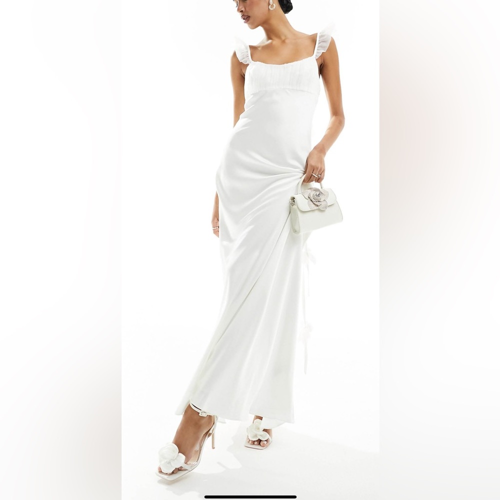 Ever New Bridal trailing rose maxi dress in ivory